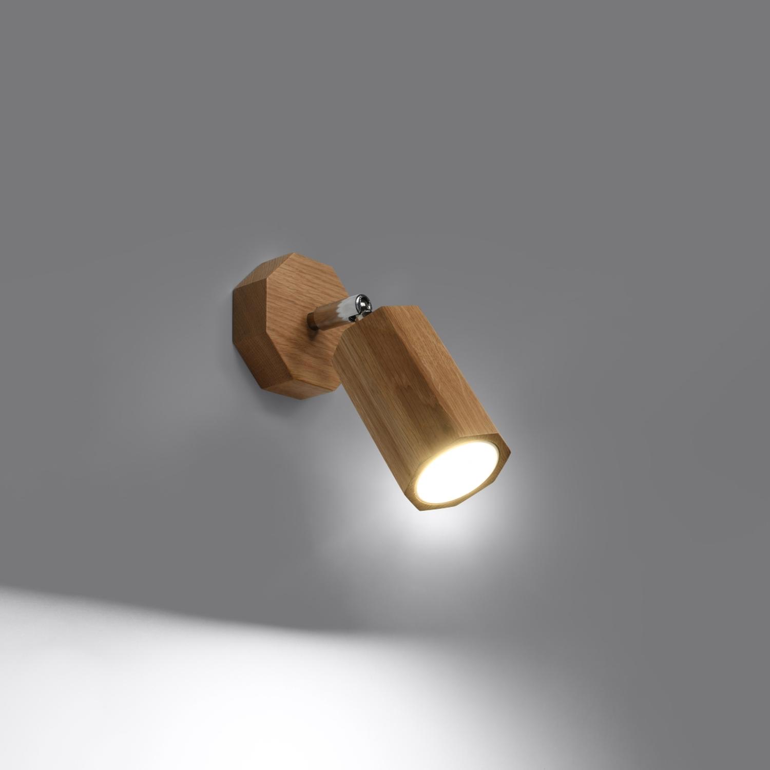 aplique ZEKE roble: la solución perfecta para resaltar la belleza de la madera en tus espacios. Protección y un acabado elegante que realza la durabilidad y estilo de tus superficies.
