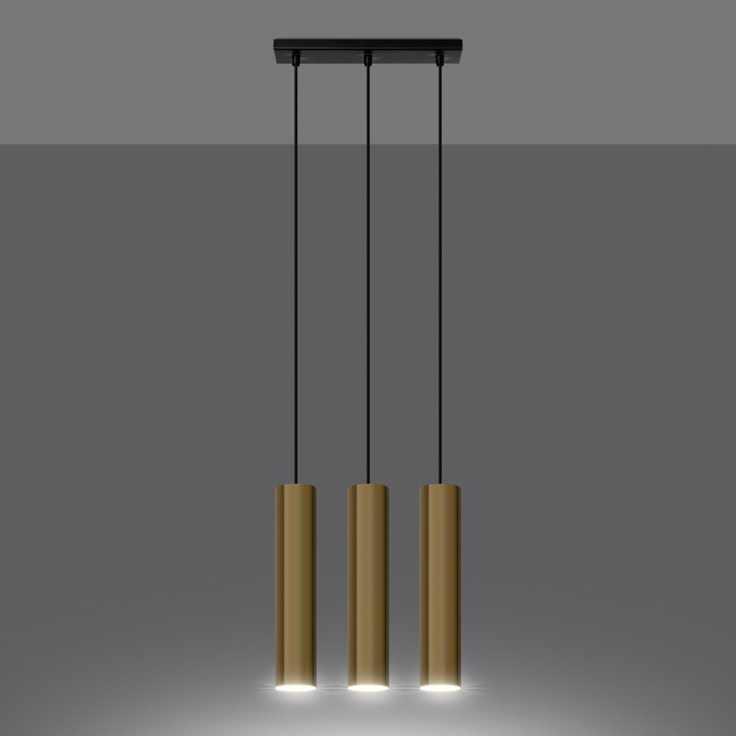lámpara colgante LAGOS 3 en oro pulido: un diseño exclusivo que fusiona elegancia y modernidad. Ideal para aportar un toque de distinción a cualquier espacio, iluminando con estilo.