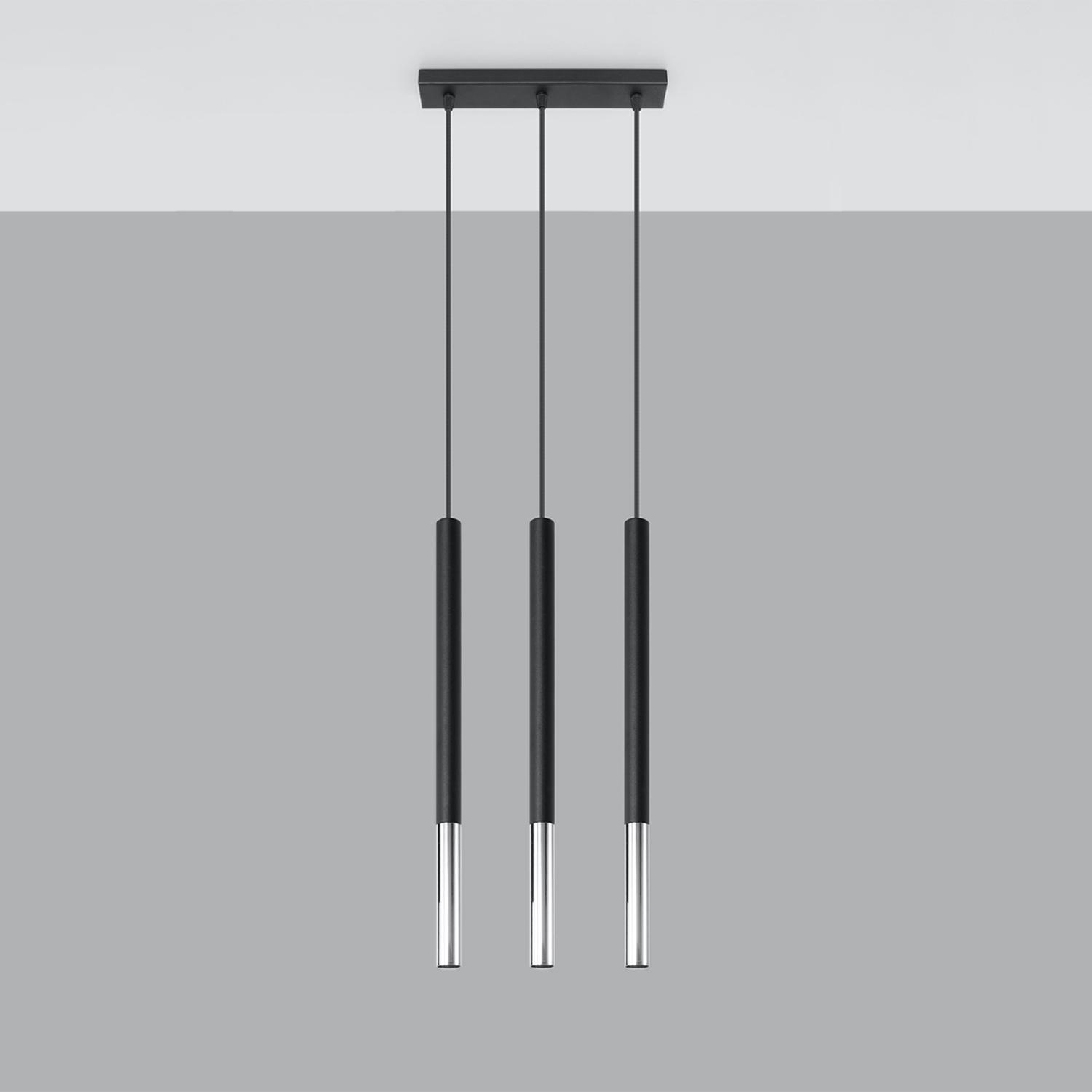 lámpara colgante MOZAICA 3L en elegante negro y cromo. Su diseño moderno y sofisticado ilumina cualquier espacio, creando un ambiente acogedor y lleno de estilo. Ideal para tu hogar.
