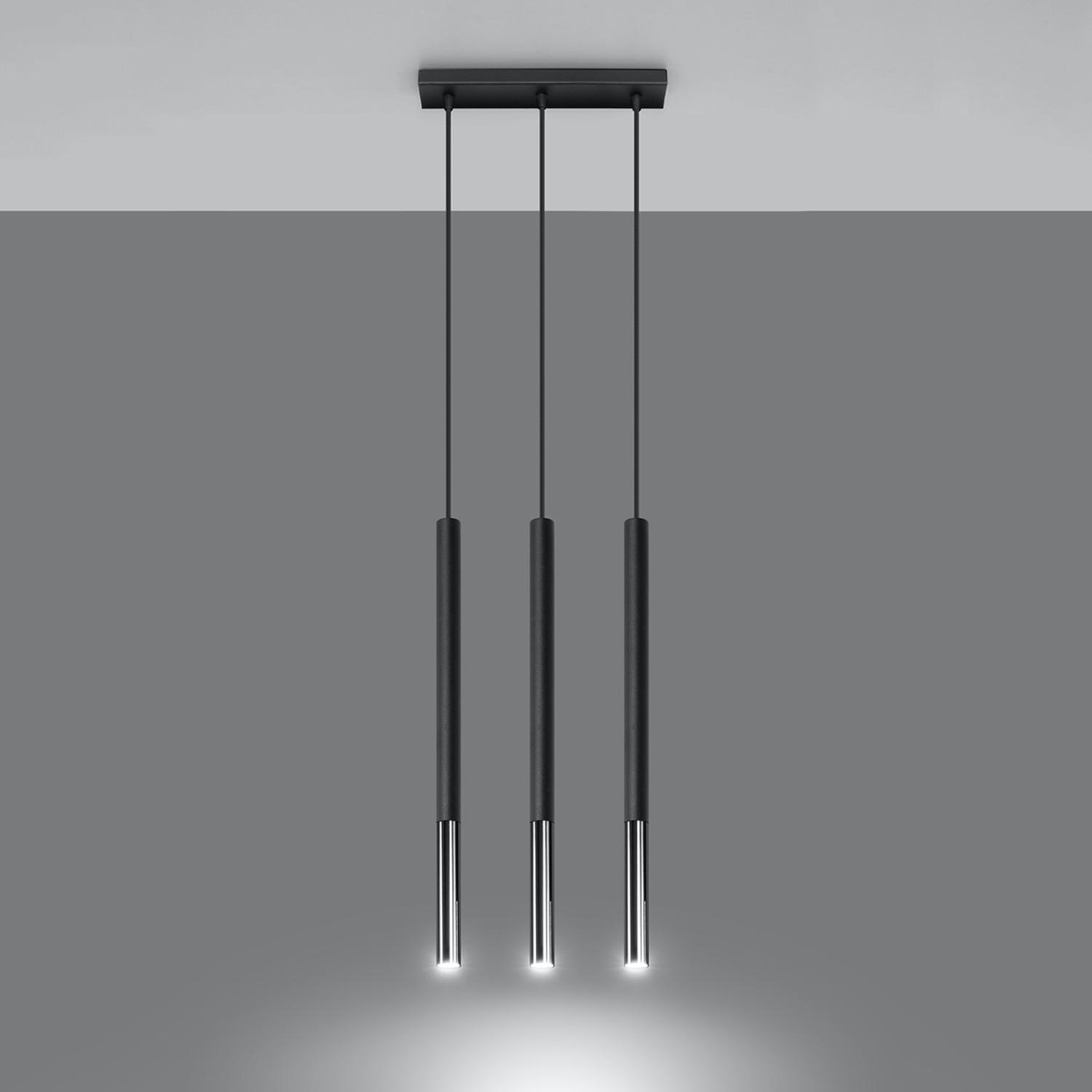 lámpara colgante MOZAICA 3L en elegante negro y cromo. Su diseño moderno y sofisticado ilumina cualquier espacio, creando un ambiente acogedor y lleno de estilo. Ideal para tu hogar.