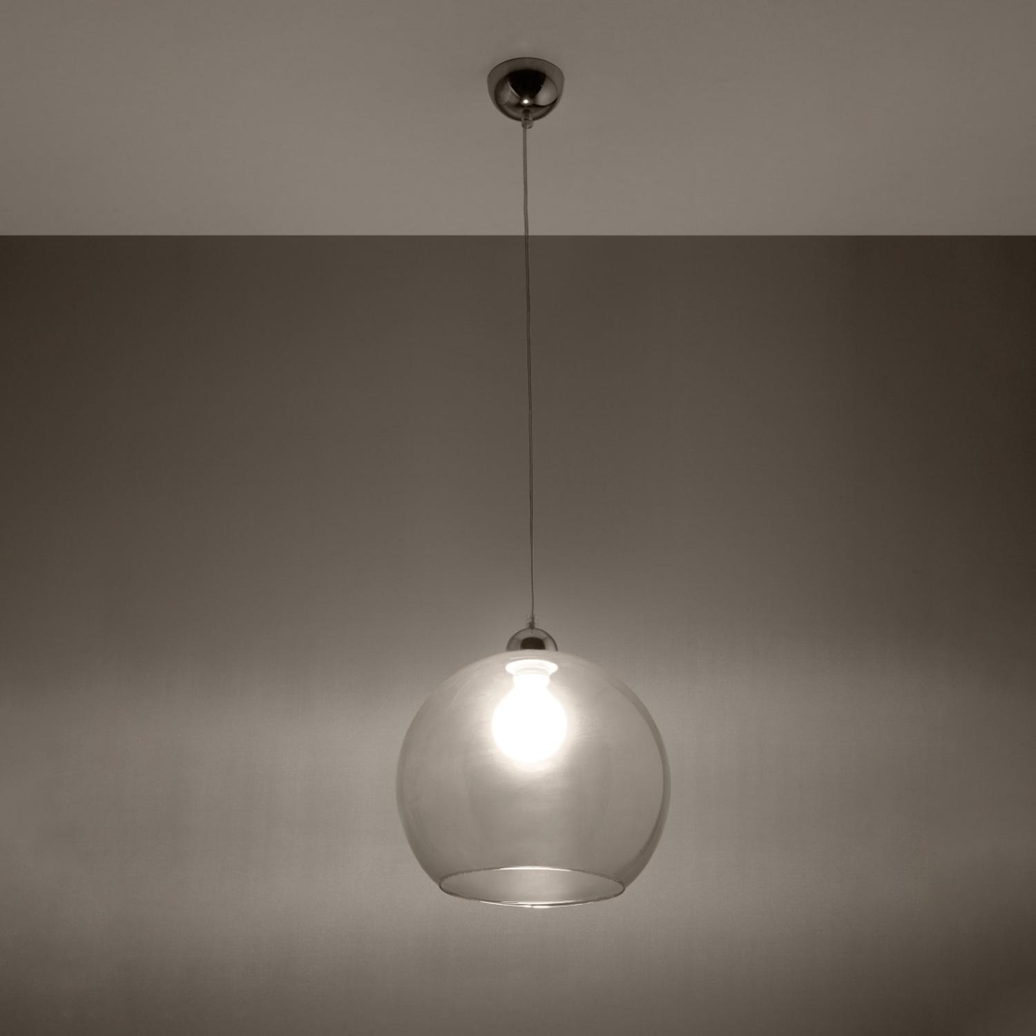lámpara colgante BALL transparente: un diseño moderno y elegante que ilumina tus espacios con estilo. Perfecta para añadir un toque contemporáneo a cualquier habitación.