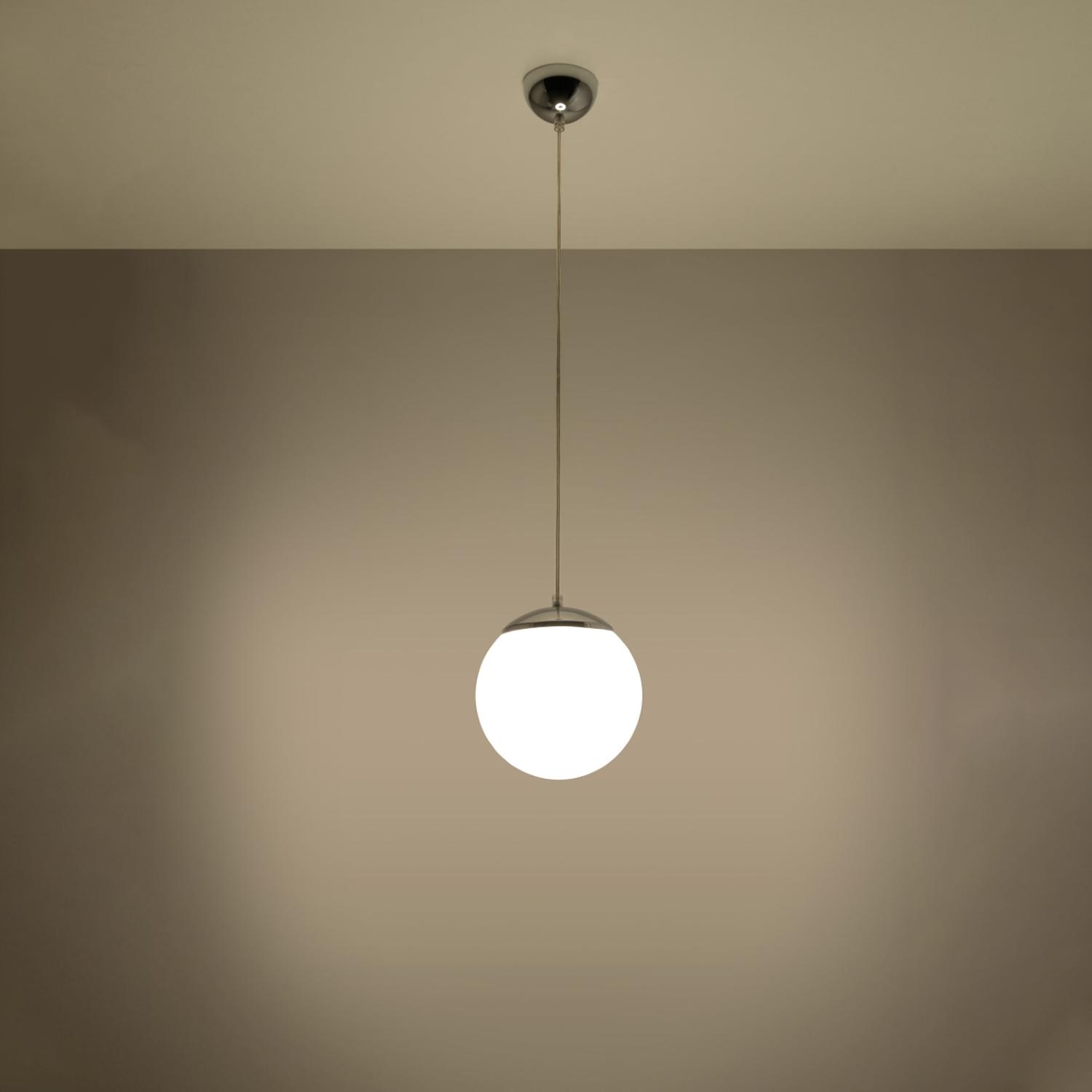 lámpara colgante UGO 20: ilumina tus espacios con estilo moderno. Su diseño elegante y minimalista la convierte en la elección perfecta para cualquier ambiente. ¡Transforma tu hogar!