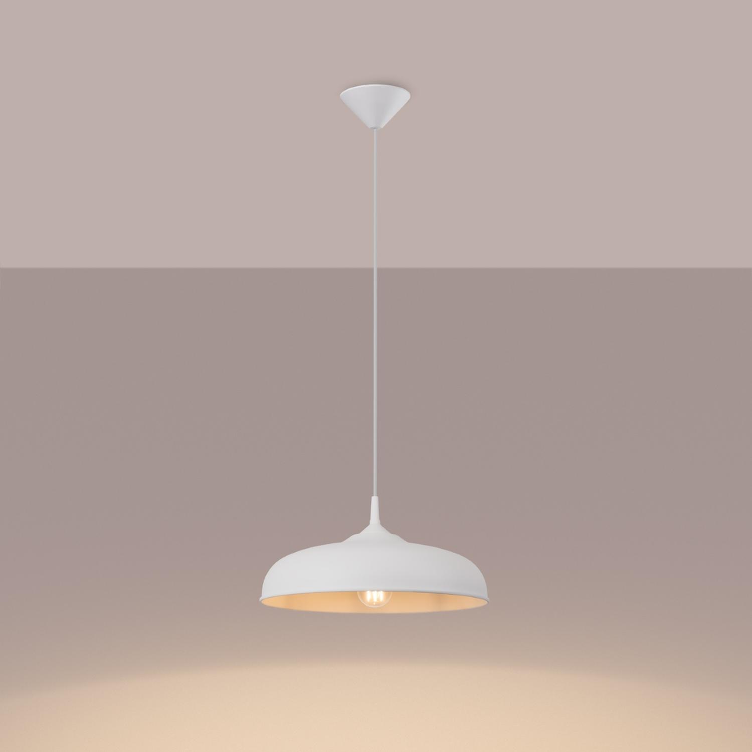 lámpara colgante GINA blanca, una elegante pieza que ilumina cualquier espacio con su diseño moderno y minimalista. Ideal para agregar un toque contemporáneo a tu hogar.