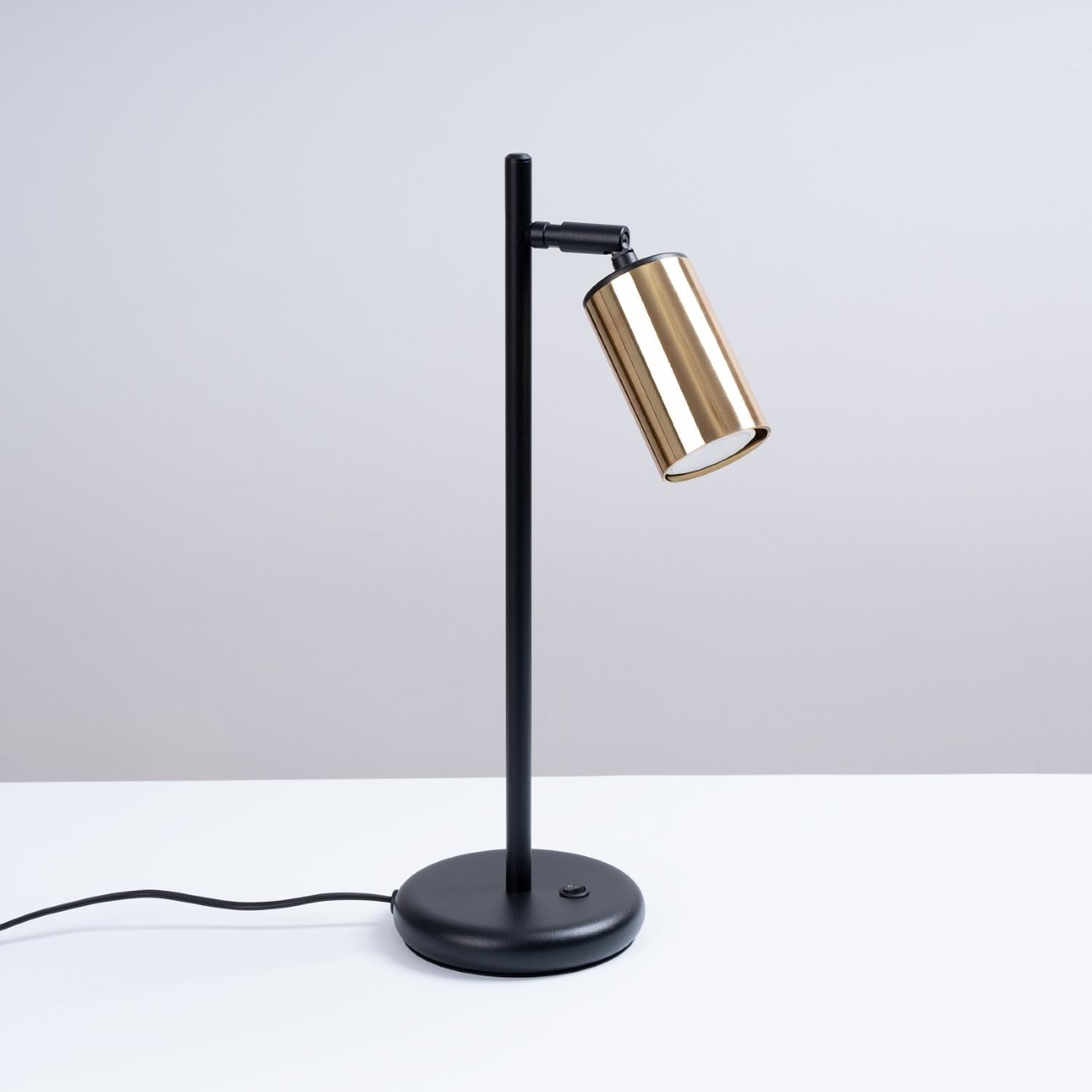 lámpara de mesa WINX negro/oro: un elegante y sofisticado complemento que ilumina tu espacio con un toque de modernidad, ideal para cualquier ambiente contemporáneo. ¡Transforma tu hogar!