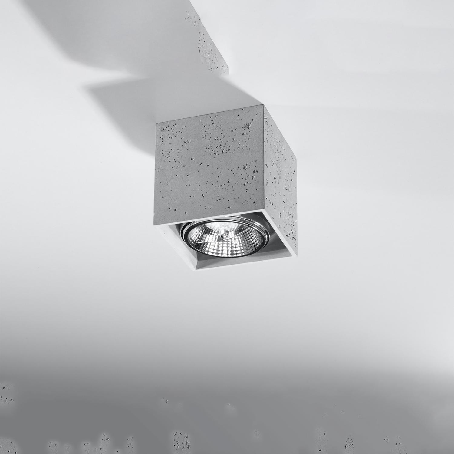 lámpara de techo VALDE en hormigón: diseño moderno y minimalista que combina estética industrial con funcionalidad. Ideal para iluminar y dar carácter a cualquier espacio.