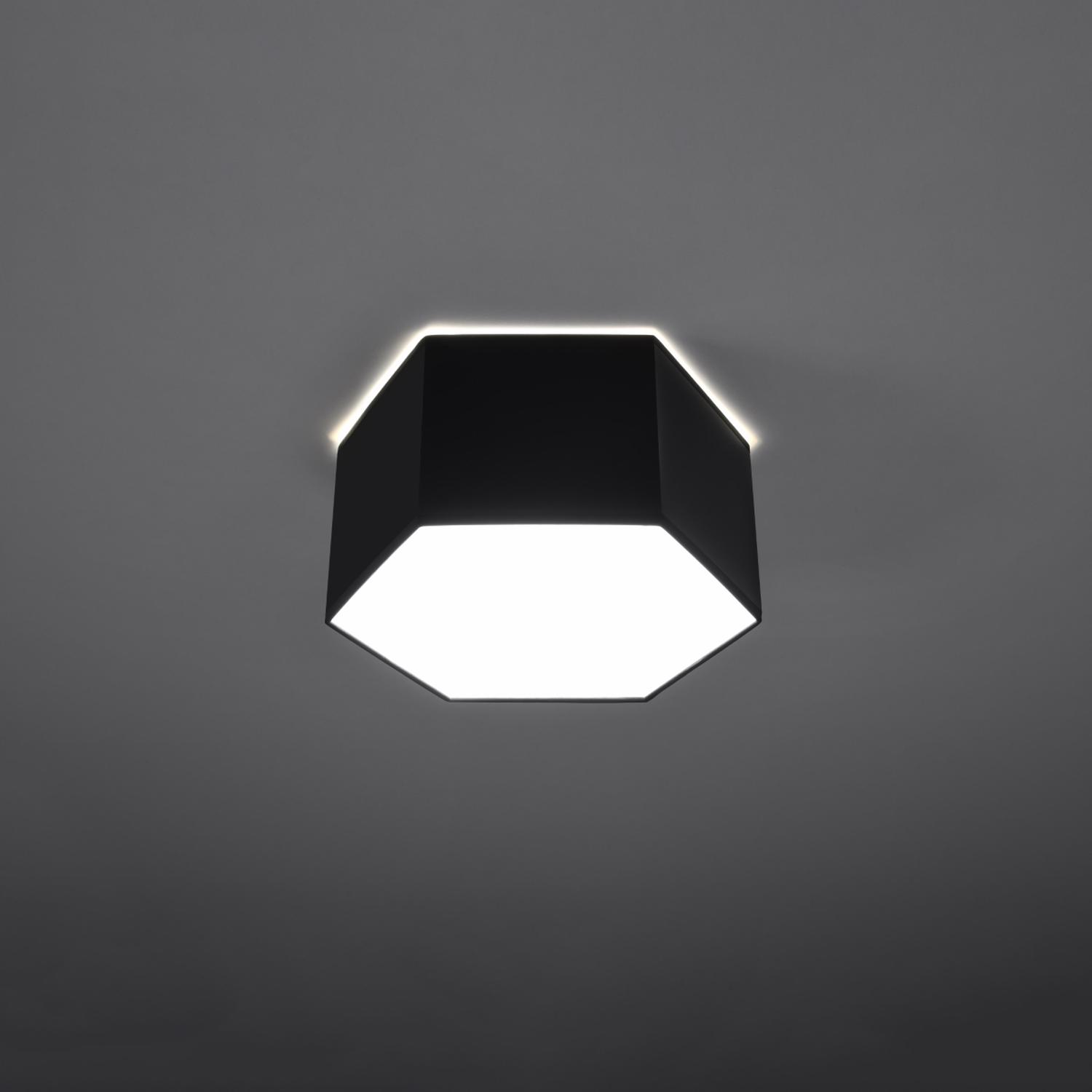 lámpara de techo SUNDE 15 negra, elegante y moderna. Ideal para iluminar cualquier espacio con su diseño minimalista y contemporáneo, creando una atmósfera acogedora y sofisticada.