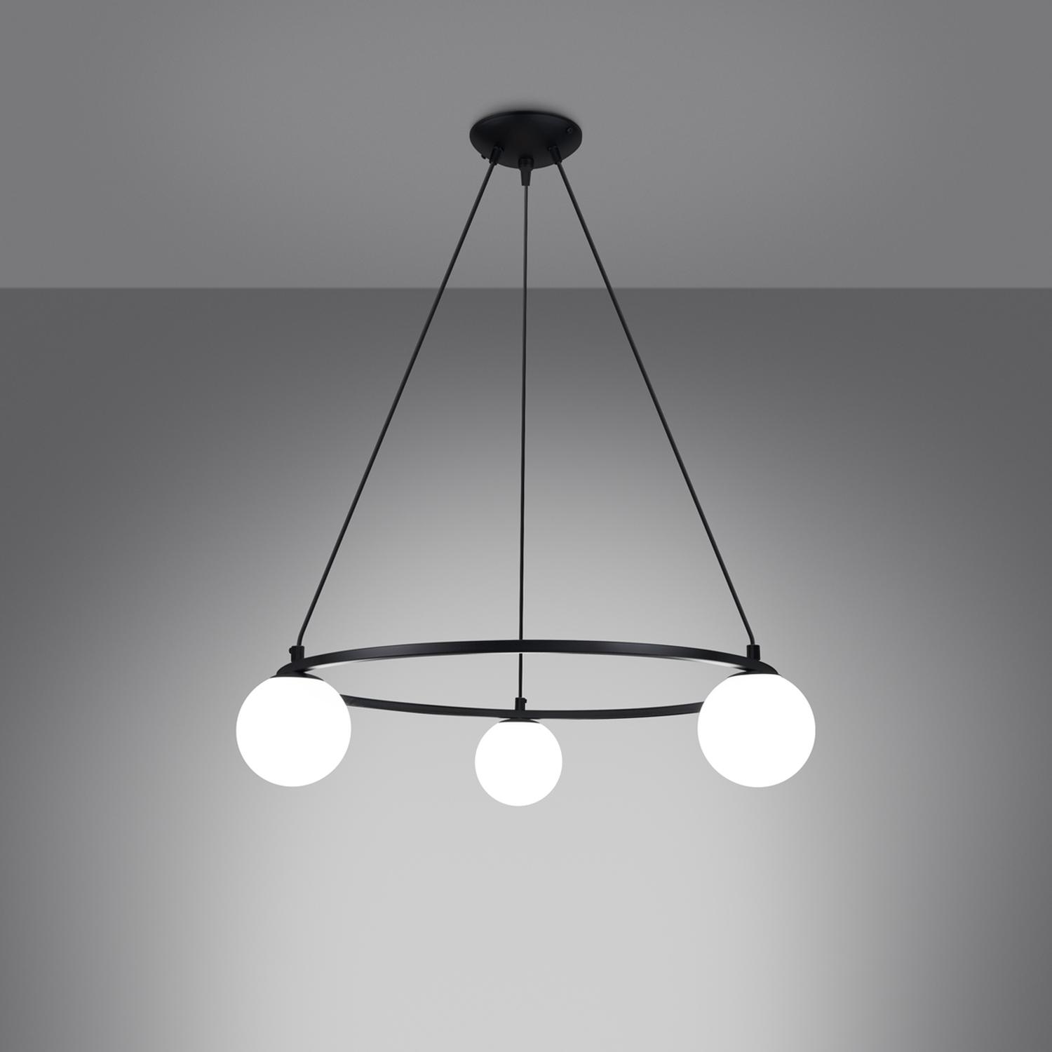 lámpara YOLI 3: ilumina tus espacios con elegancia. Su diseño contemporáneo se ajusta a cualquier ambiente, aportando un toque acogedor y distintivo, ideal para realzar tu decoración.