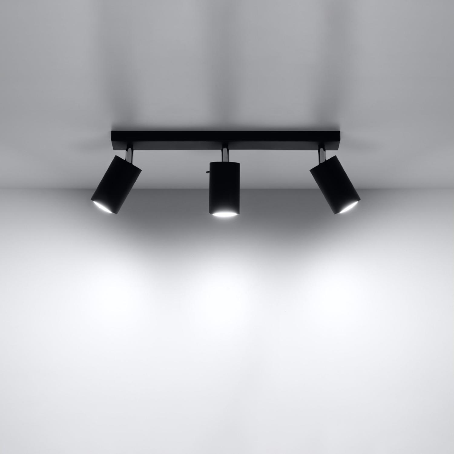 lámpara de techo RING 3 negra, un diseño moderno y elegante que ilumina tus espacios con estilo. Ideal para crear ambientes acogedores y sofisticados en cualquier habitación.