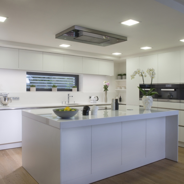 panel LED Cuadrado 20W 6000K Ultra Slim - Iluminación eficiente para oficinas, hogares y comercios, ideal para espacios modernos.