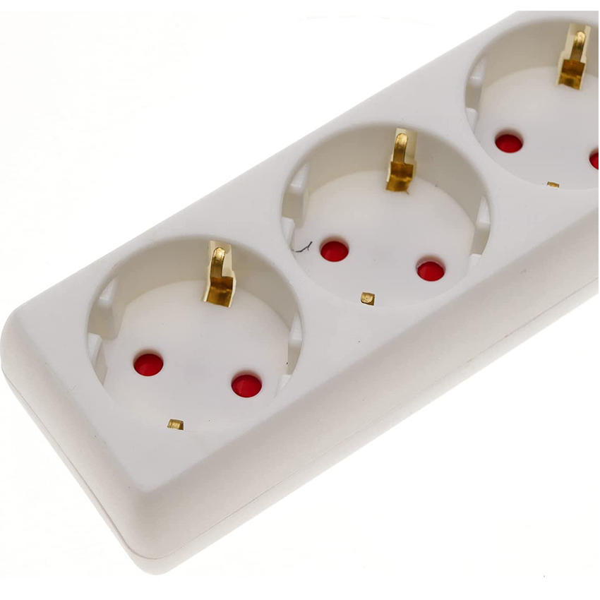 regleta 4 vías 1,5 m, 3G, 1,5 mm² blanca sin interruptor, ideal para conexiones eléctricas en hogar y oficina.